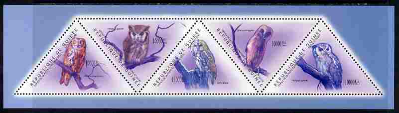 Guinea - Conakry 2011 Owls perf sheetlet containing set of 5 triangular shaped values unmounted mint, stamps on , stamps on  stamps on triangulars, stamps on  stamps on shaped, stamps on  stamps on birds, stamps on  stamps on birds of prey, stamps on  stamps on owls
