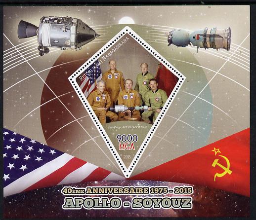 Madagascar 2015 40th Anniversary of Apollo-Soyuz Link-up perf deluxe sheet containing one diamond shaped value unmounted mint, stamps on space, stamps on apollo, stamps on shaped, stamps on diamond