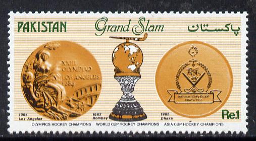 Pakistan 1985 Hockey Team 'Grand Slam' unmounted mint, SG 676*, stamps on , stamps on  stamps on sport, stamps on  stamps on field hockey    