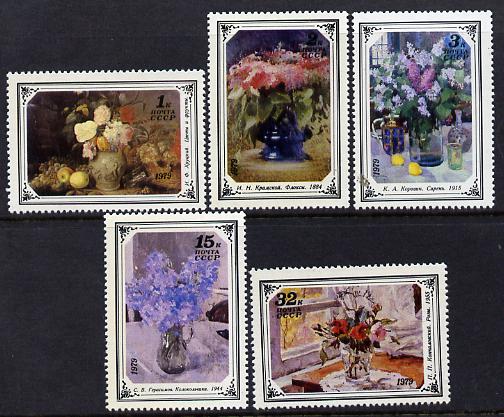 Russia 1979 Paintings of Flowers set of 5 unmounted mint, SG 4908-12, stamps on , stamps on  stamps on arts, stamps on  stamps on flowers
