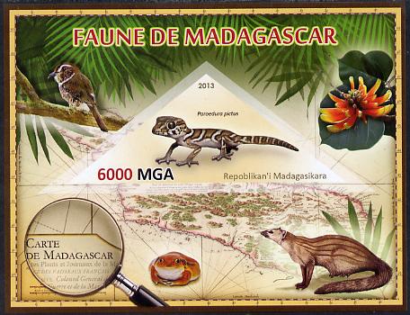 Madagascar 2013 Fauna - Ocelot Gecko imperf sheetlet containing one triangular value unmounted mint, stamps on triangulars, stamps on maps, stamps on animals, stamps on reptiles, stamps on gecko