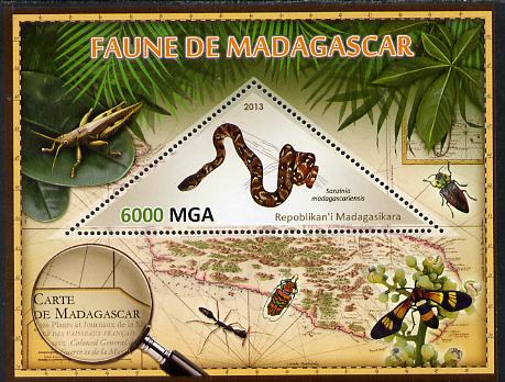 Madagascar 2013 Fauna - Madagascar Tree Boa perf sheetlet containing one triangular value unmounted mint, stamps on triangulars, stamps on maps, stamps on animals, stamps on reptiles, stamps on , stamps on snakes, stamps on insects