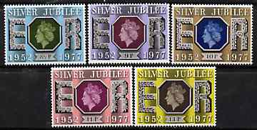 Great Britain 1977 Silver Jubilee set of 5 unmounted mint SG 1033-37, stamps on royalty, stamps on silver jubilee