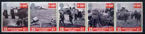 Great Britain 1994 D-Day 50th Anniversary, unmounted mint strip of 5 SG 1824-28, stamps on ww2   militaria     raf, stamps on tanks, stamps on  ww2 , stamps on  raf , stamps on 