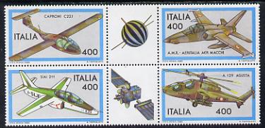 Italy 1983 Aircraft 3rd series se-tenant block of 6 (4 stamps plus 2 labels) unmounted mint SG 1792a, stamps on aviation