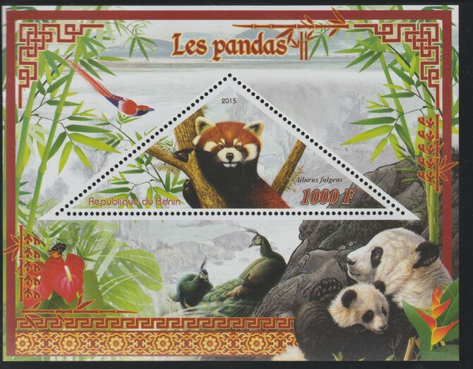 Benin 2015 Pandas perf deluxe sheet containing one triangular value unmounted mint, stamps on triangular, stamps on shaped, stamps on animals, stamps on bears, stamps on pandas