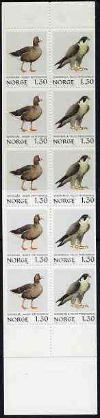 Norway 1980 Birds (2nd series) 13k booklet complete and pristine, SG SB64, stamps on birds, stamps on goose, stamps on falcon, stamps on birds of prey