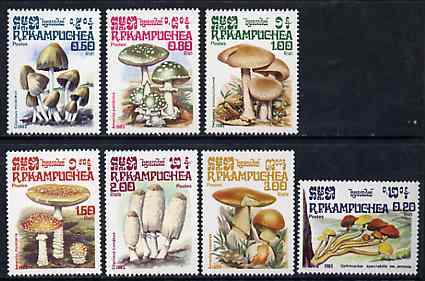 Kampuchea 1985 Fungi complete unmounted mint set of 7, SG 606-12, Mi 648-54*, stamps on , stamps on  stamps on fungi
