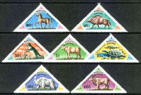 Mongolia 1977 Prehistoric Animals complete triangular set of 7, unmounted mint SG 1046-52, stamps on dinosaurs, stamps on triangulars, stamps on turtles