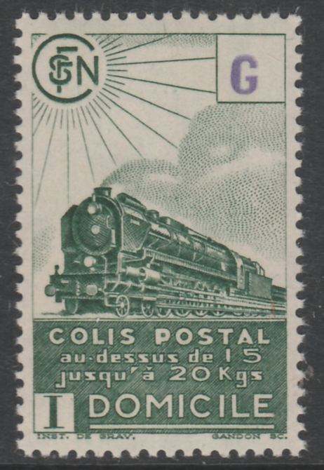 France - SNCF Railway Parcel Stamp 1945 Steam Loco green & violet (7f8) (G in value tablet) unmounted mint Yv 223*, stamps on railways