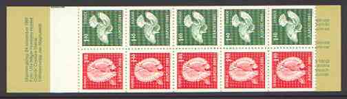 Sweden 1981 Christmas 14k booklet (Wooden Birds) complete and pristine, SG SB355, stamps on , stamps on  stamps on christmas, stamps on birds, stamps on  stamps on slania