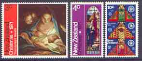 New Zealand 1971 Christmas set of 3 unmounted mint SG 964-66, stamps on christmas, stamps on maratta, stamps on stained glass