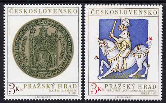 Czechoslovakia 1973 Prague Castle (9th series) set of 2 unmounted mint, SG 2103-04, stamps on arts, stamps on castles, stamps on gold, stamps on chess
