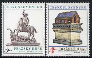 Czechoslovakia 1982 Prague Castle (18th series) set of 2 unmounted mint, SG 2637-38, stamps on castles, stamps on death, stamps on statues, stamps on horses, stamps on dragons, stamps on st george