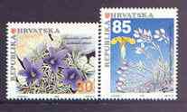 Croatia 1992 Flowers set of 2 unmounted mint, SG 191-92, stamps on flowers