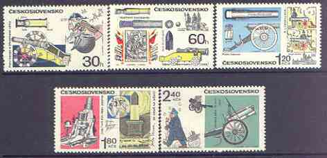 Czechoslovakia 1970 Historic Artillery perf set of 5 unmounted mint, SG 1895-99, stamps on militaria, stamps on cannon