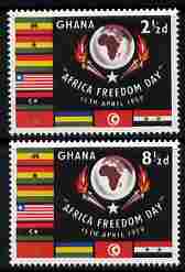 Ghana 1959 Africa Freedom Day perf set of 2 unmounted mint SG 211-2, stamps on maps, stamps on globes, stamps on flags