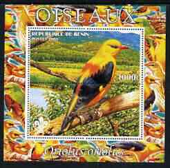 Benin 2003 Birds - Oriole composite perf sheetlet containing 1 value + 1 label with Scouts Logo, unmounted mint, stamps on birds, stamps on scouts, stamps on orioles
