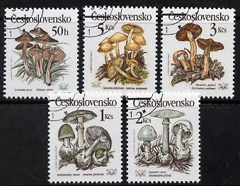 Czechoslovakia 1989 Poisonous Fungi perf set of 5 fine cds used, SG 2992-96, Mi 3017-21*, stamps on fungi