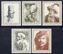 Netherlands 1956 Cultural & Social Fund - Birth Anniversary of Rembrandt perf set of 5 unmounted mint, SG 826-30, stamps on arts, stamps on rembrandt