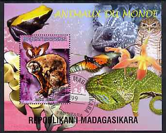 Madagascar 1999 Animals of the World #02 perf m/sheet showing Lemur #1, background shows Frog, Owl, Butterfly, Chameleon & Orchid, fine cto used, stamps on flowers, stamps on orchids, stamps on animals, stamps on apes, stamps on frogs, stamps on owls, stamps on prey, stamps on butterflies, stamps on chameleons, stamps on birds of prey