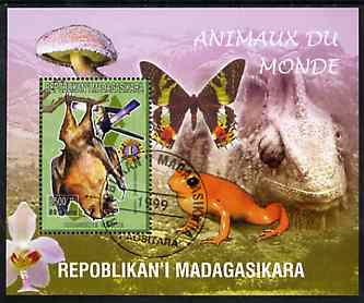 Madagascar 1999 Animals of the World #17 perf m/sheet showing Rousette Bat with Lions Int Logo, background shows Frog, Butterfly, Reptile, Fungi & Orchid, fine cto used, stamps on flowers, stamps on orchids, stamps on animals, stamps on reptiles, stamps on fungi, stamps on butterflies, stamps on lions int