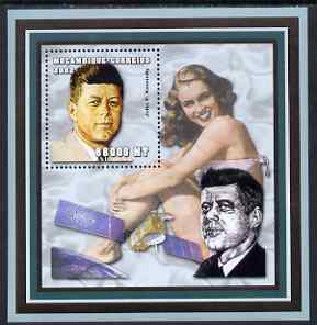 Mozambique 2002 John F Kennedy perf s/sheet containing 1 value unmounted mint (with Marilyn Monroe) Yv 124, stamps on personalities, stamps on kennedy, stamps on women, stamps on marilyn, stamps on marilyn monroe