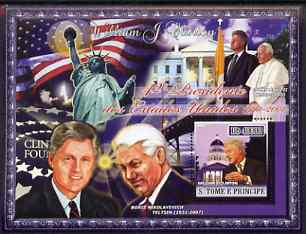 St Thomas & Prince Islands 2007 US Presidents #42 Bill Clinton perf s/sheet containing 1 value unmounted mint , stamps on personalities, stamps on constitutions, stamps on americana, stamps on us presidents, stamps on pope, stamps on yeltsin, stamps on statue of liberty