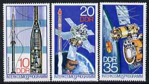 Germany - East 1978 'Interkosmos' Space Programme perf set of 3 unmounted mint SG E2025-7, stamps on space, stamps on cameras, stamps on photography