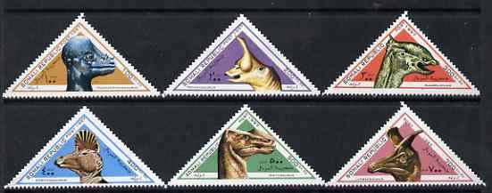 Somalia 1997 Prehistoric Animals complete triangular set of 6 unmounted mint, stamps on dinosaurs, stamps on triangulars