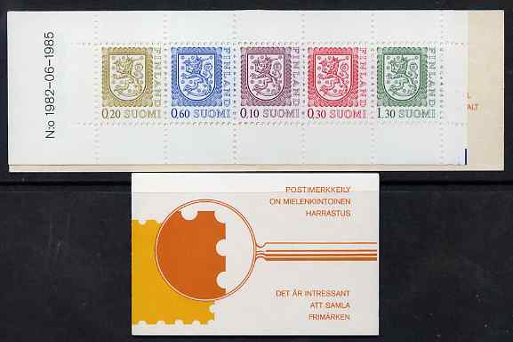 Finland 1985 Lion (National Arms) 5m booklet (yellow & orange cover) complete and fine, SG SB19, stamps on lions, stamps on arms, stamps on heraldry