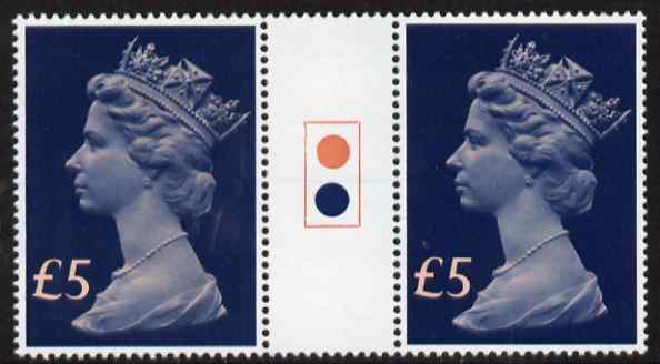 Great Britain 1977-87 Machin - Large Format \A35 traffic light gutter pair unmounted mint SG 1028, stamps on 