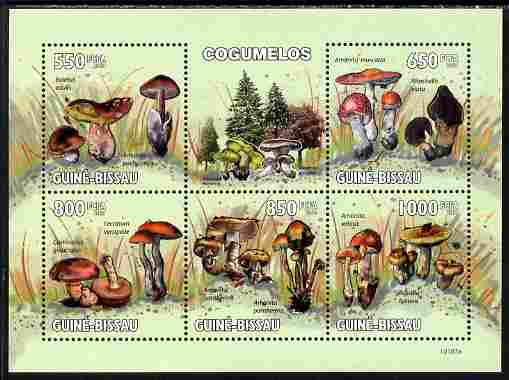 Guinea - Bissau 2010 Mushrooms perf sheetlet containing 5 values unmounted mint, stamps on fungi