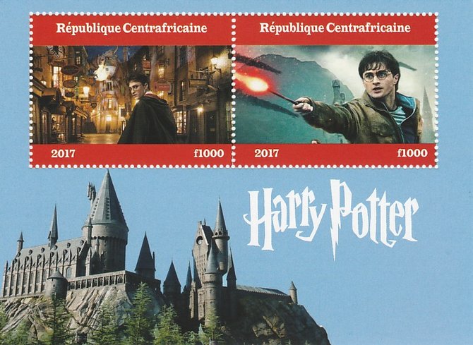 Central African Republic 2017 Harry Potter perf sheetlet containing 2 values unmounted mint. Note this item is privately produced and is offered purely on its thematic appeal, stamps on , stamps on  stamps on films, stamps on  stamps on cinema, stamps on  stamps on movies, stamps on  stamps on sci-fi, stamps on  stamps on harry potter