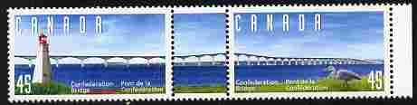 Canada 1997 Opening of Confederation Bridge se-tenant set of 2 plus label unmounted mint SG 1731-2, stamps on , stamps on  stamps on bridges, stamps on  stamps on lighthouses