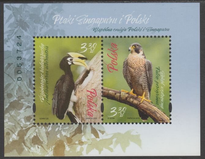 Poland - Singapore Joint issue 2019 Birds perf sheetlet of 2 values unmounted mint, stamps on birds, stamps on birds of prey, stamps on falcon