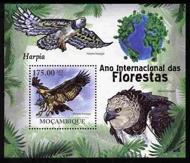 Mozambique 2011 International Year of Forests - Harpy Eagle perf s/sheet unmounted mint, stamps on forests, stamps on trees, stamps on birds, stamps on birds of prey, stamps on eagles