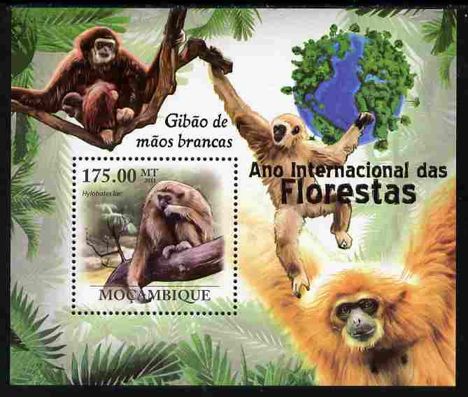 Mozambique 2011 International Year of the Forest - Monkeys perf s/sheet unmounted mint, stamps on animals, stamps on apes, stamps on monkeys