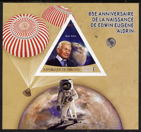 Djibouti 2015 85th Birth Anniversary of Edwin Aldrin imperf deluxe sheet containing one triangular value unmounted mint, stamps on , stamps on  stamps on personalities, stamps on  stamps on space, stamps on  stamps on apollo.parachutes, stamps on  stamps on , stamps on  stamps on triangular, stamps on  stamps on shaped