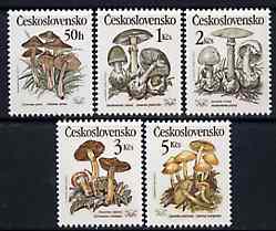 Czechoslovakia 1989 Poisonous Fungi perf set of 5 unmounted mint, SG 2992-96, Mi 3017-21*, stamps on fungi