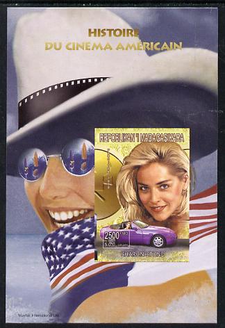 Madagascar 1999 History of American Cinema -Sharon Stone imperf m/sheet unmounted mint. Note this item is privately produced and is offered purely on its thematic appeal , stamps on personalities, stamps on films, stamps on cinema, stamps on entertainments, stamps on movies, stamps on cars