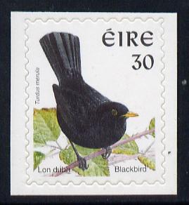 Ireland 1997-2000 Birds - Blackbird 30p self adhesive Perf 9x10 unmounted mint SG 1087, stamps on birds, stamps on blackbird, stamps on self adhesive