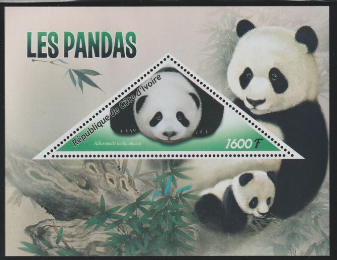Ivory Coast 2016 Pandas perf deluxe sheet containing one triangular value unmounted mint, stamps on triangular, stamps on shaped, stamps on animals, stamps on bears, stamps on pandas