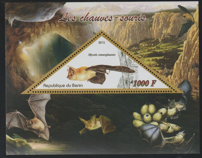 Benin 2015 Bats perf deluxe sheet containing one triangular value unmounted mint, stamps on triangular, stamps on shaped, stamps on mammals, stamps on bats