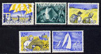 Netherlands 1949 Scouts Cultural Fund set of 5 unmounted mint SG 679-83, stamps on , stamps on  stamps on scouts