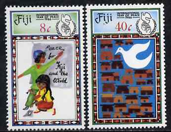 Fiji 1986 International Peace Year (Cub & Brownie) unmounted mint set of 2, SG 736-37, stamps on peace     scouts