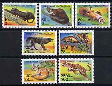 Madagascar 1994 Animals unmounted mint set of 7, Yv 1352-58*, stamps on animals    cats    panther     lion    fox    marten    wolf, stamps on  fox , stamps on foxes, stamps on  