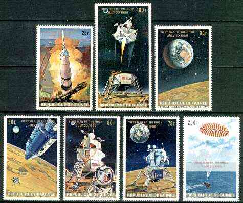 Guinea - Conakry 1969 First Man on the Moon set of 7 unmounted mint (English Text) SG 700-706, Mi 542-48(II), stamps on , stamps on  stamps on space, stamps on apollo, stamps on moon, stamps on parachutes