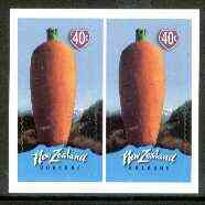 New Zealand 1998 Town Icons 40c Carrot self-adhesive pair unmounted mint, SG 2197, stamps on food, stamps on statues, stamps on self adhesive