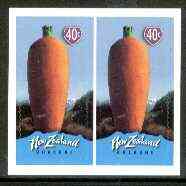 New Zealand 1998 Town Icons 40c Carrot self-adhesive pair unmounted mint, SG 2197, stamps on , stamps on  stamps on food, stamps on statues, stamps on self adhesive